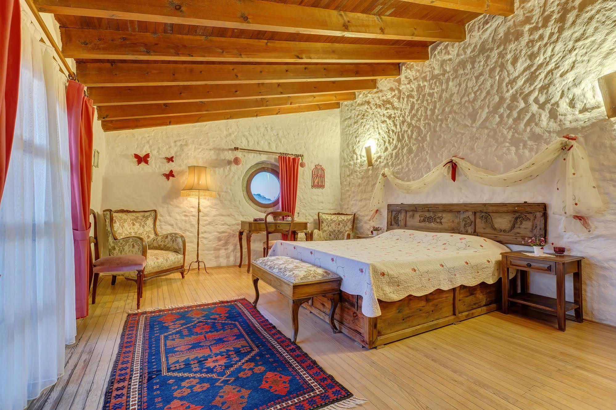 Lale Lodge Hotel Алачати Экстерьер фото