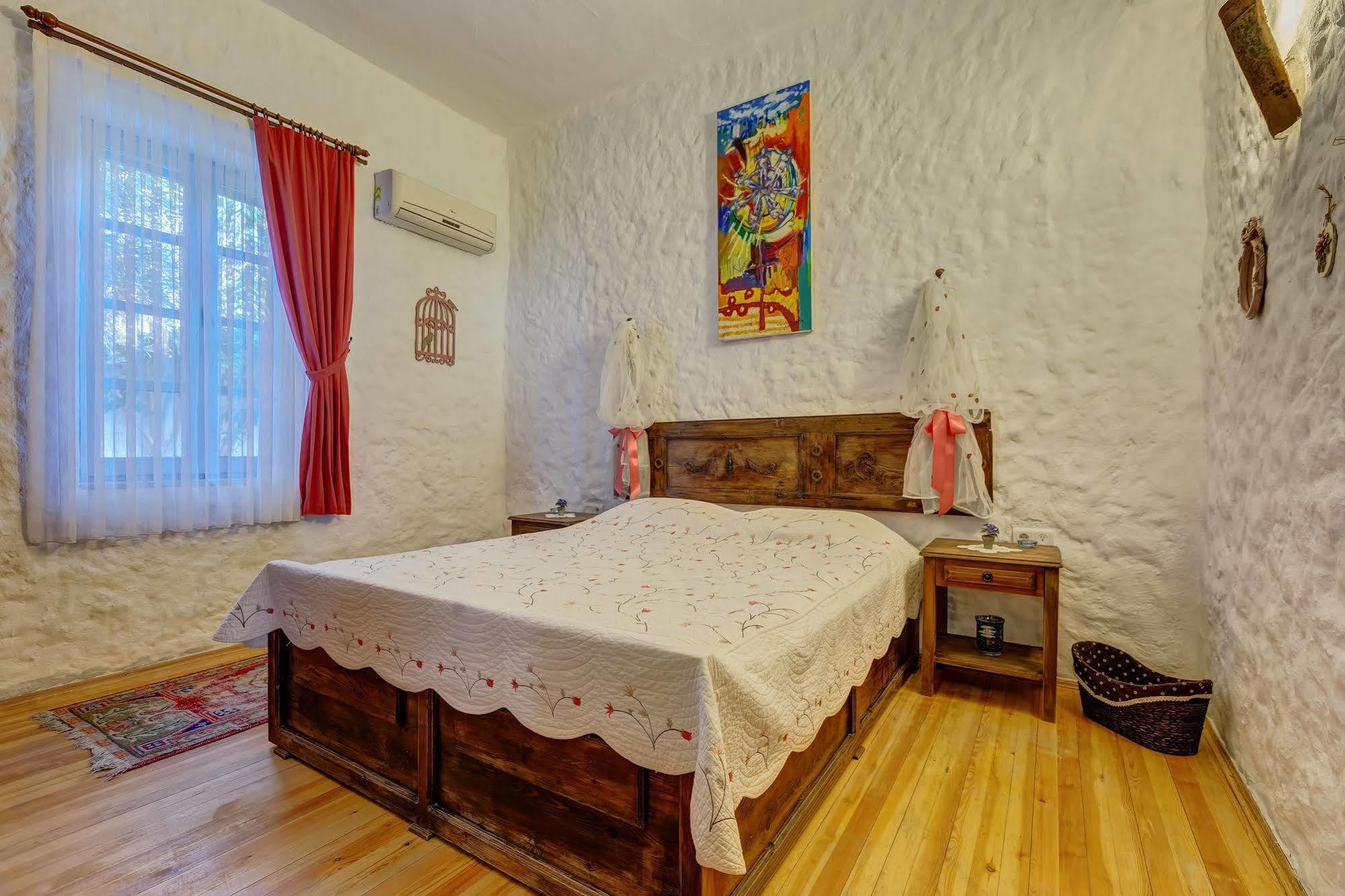 Lale Lodge Hotel Алачати Экстерьер фото